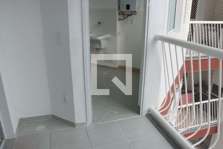 Varanda da Sala de apartamento para alugar com 2 quartos, 85m² em Parque Esplanada, Embu das Artes