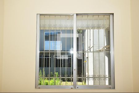 Janela da Sala 2 de casa para alugar com 5 quartos, 541m² em São Geraldo, Porto Alegre