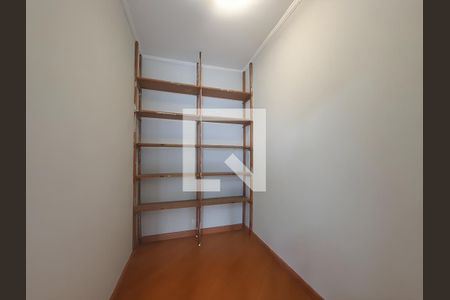 Quarto 3 de apartamento para alugar com 3 quartos, 110m² em Moema, São Paulo