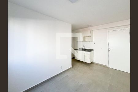 Sala/Cozinha de apartamento para alugar com 1 quarto, 25m² em Barra Funda, São Paulo