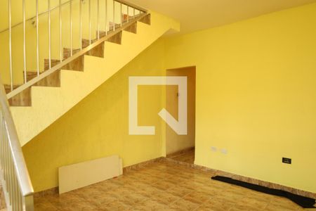 Sala  de casa à venda com 3 quartos, 147m² em Vila Carmosina, São Paulo