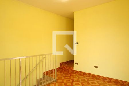 Sala 3 de casa à venda com 3 quartos, 147m² em Vila Carmosina, São Paulo