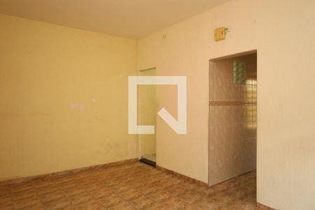 Sala 2 de casa à venda com 3 quartos, 147m² em Vila Carmosina, São Paulo