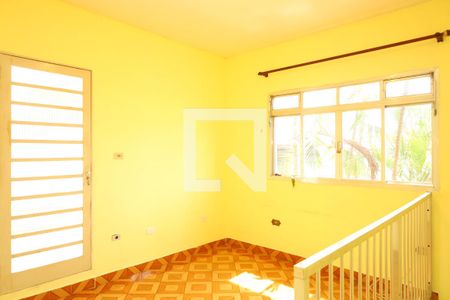 Sala 3 de casa à venda com 3 quartos, 147m² em Vila Carmosina, São Paulo