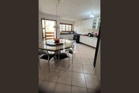 Casa à venda com 3 quartos, 254m² em Vila Dayse, São Bernardo do Campo
