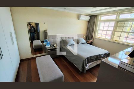 Casa à venda com 5 quartos, 280m² em São Bento, Belo Horizonte