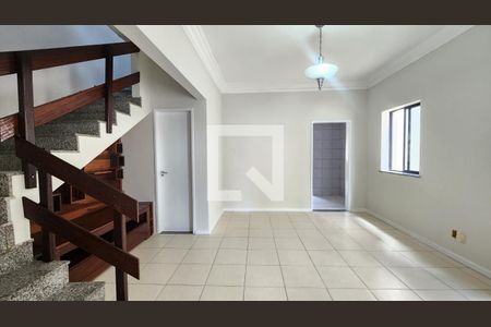 Sala 2 de casa para alugar com 3 quartos, 277m² em Barbalho, Salvador