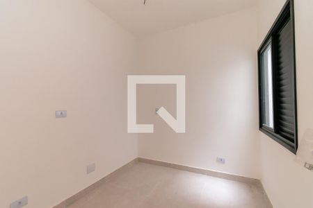 Quarto 1 de apartamento para alugar com 2 quartos, 42m² em Vila Santa Clara, São Paulo