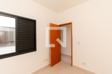 Quarto 1 de apartamento para alugar com 2 quartos, 42m² em Vila Santa Clara, São Paulo