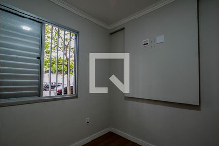 Quarto 2 de apartamento para alugar com 2 quartos, 58m² em Jardim Alzira Franco, Santo André