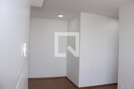 Sala de apartamento para alugar com 2 quartos, 47m² em Vila das Bandeiras, Guarulhos