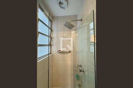 Banheiro Social de apartamento para alugar com 2 quartos, 64m² em Leme, Rio de Janeiro