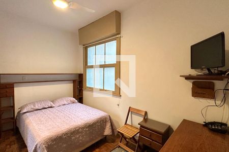 Quarto 01 de apartamento para alugar com 2 quartos, 64m² em Leme, Rio de Janeiro