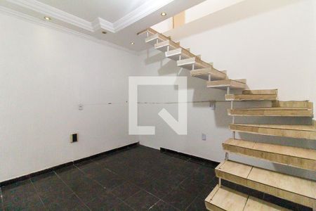 Sala 1 de casa para alugar com 7 quartos, 500m² em Jardim Nazareth, São Paulo