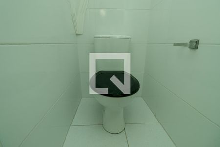 Lavabo de casa de condomínio para alugar com 2 quartos, 58m² em Cidade São Mateus, São Paulo