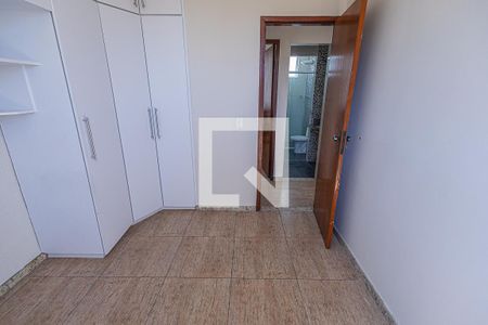 Quarto 2 de apartamento para alugar com 3 quartos, 120m² em Ouro Preto, Belo Horizonte