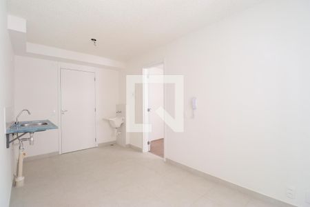 Sala/Cozinhaha/Área de serviço de apartamento para alugar com 1 quarto, 29m² em Parque Industrial Tomas Edson, São Paulo