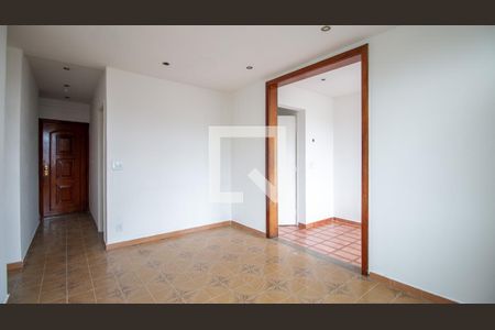 Sala de apartamento para alugar com 3 quartos, 80m² em Imperial de São Cristóvão, Rio de Janeiro