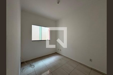 Quarto 1 de casa à venda com 2 quartos, 80m² em Parque Gerassi, Santo André