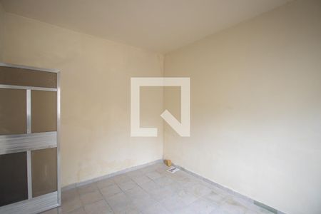 Quarto de casa para alugar com 1 quarto, 40m² em Laranjal, São Gonçalo