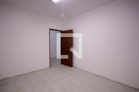 Quarto 2 de casa para alugar com 3 quartos, 150m² em Jardim Santa Emilia, São Paulo