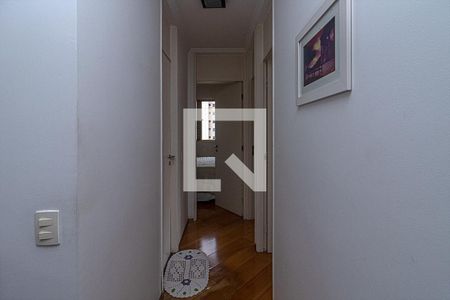 Corredor de apartamento à venda com 3 quartos, 60m² em Sacoma, São Paulo