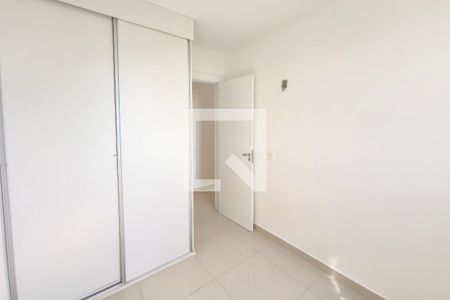 Quarto 2 de apartamento para alugar com 3 quartos, 66m² em Vila Satúrnia, Campinas
