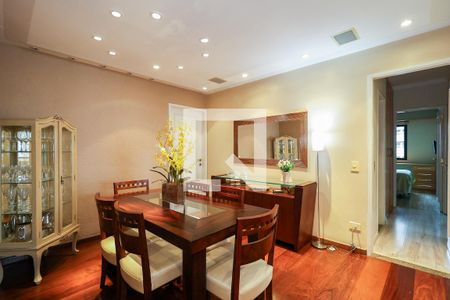 Sala de casa de condomínio para alugar com 3 quartos, 100m² em Vila Andrade, São Paulo