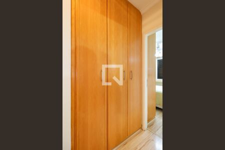 Corredor de casa de condomínio para alugar com 3 quartos, 100m² em Vila Andrade, São Paulo