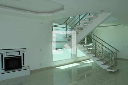 Casa de Condomínio para alugar com 5 quartos, 440m² em São Paulo Ii, Cotia