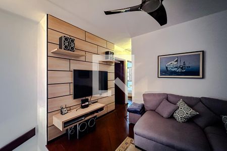 Sala de TV de casa para alugar com 4 quartos, 230m² em Água Rasa, São Paulo
