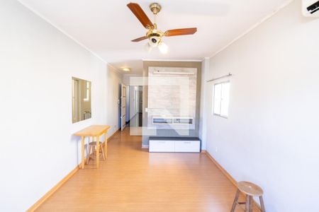 Sala/Quarto de apartamento à venda com 1 quarto, 27m² em Centro Histórico, Porto Alegre