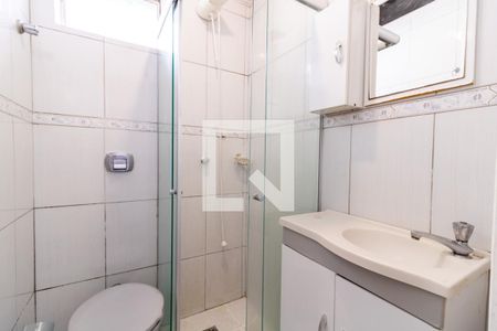 Banheiro de apartamento à venda com 1 quarto, 27m² em Centro Histórico, Porto Alegre