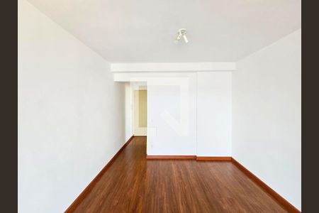 Sala de apartamento à venda com 3 quartos, 70m² em Picanço, Guarulhos