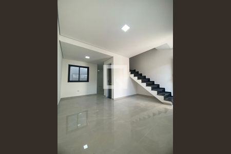 Casa à venda com 2 quartos, 48m² em Vila Camilópolis, Santo André