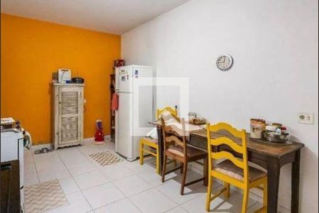 Casa à venda com 3 quartos, 288m² em Vila Madalena, São Paulo