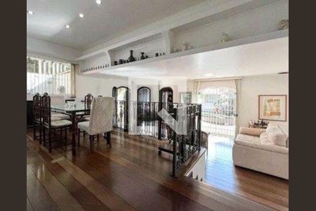 Casa à venda com 3 quartos, 230m² em Vila Ida, São Paulo
