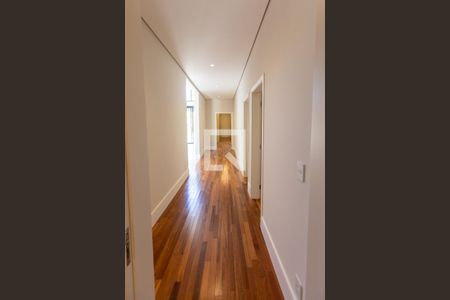 Corredor das Suítes de casa à venda com 4 quartos, 450m² em Loteamento Residencial Pedra Alta (Sousas), Campinas