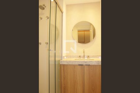 Banheiro de kitnet/studio para alugar com 1 quarto, 32m² em Consolação, São Paulo