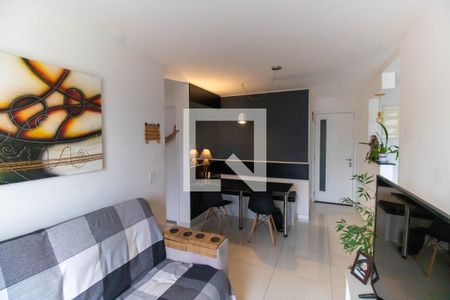 Sala de apartamento para alugar com 2 quartos, 60m² em Maria Paula, São Gonçalo