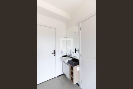 Lavabo de kitnet/studio à venda com 1 quarto, 20m² em Liberdade, São Paulo