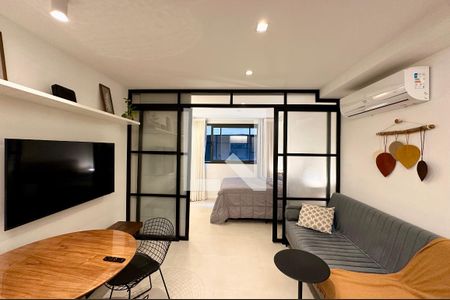 Sala/Quarto de apartamento para alugar com 1 quarto, 40m² em Glória, Rio de Janeiro