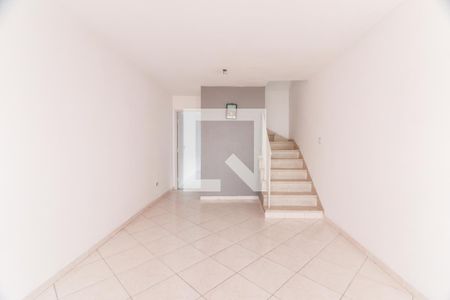 Sala de casa à venda com 4 quartos, 125m² em Rio Pequeno, São Paulo