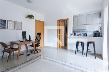 Sala de apartamento à venda com 2 quartos, 69m² em Vila da Serra, Nova Lima