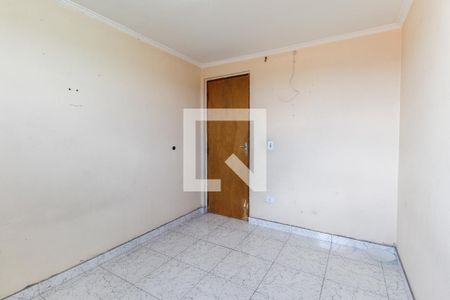 Quarto 2 de apartamento para alugar com 2 quartos, 48m² em Conjunto Habitacional Fazenda do Carmo, São Paulo
