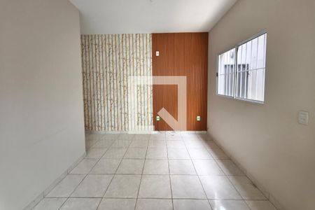 Sala de casa para alugar com 2 quartos, 60m² em Jardim Esmeraldina, Campinas