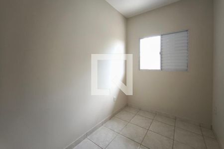 Quarto 1 de casa para alugar com 2 quartos, 60m² em Jardim Esmeraldina, Campinas