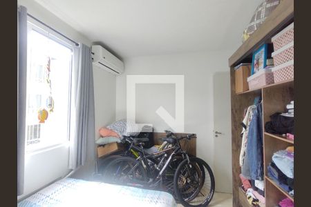 Quarto 1 de apartamento à venda com 2 quartos, 46m² em Rubem Berta, Porto Alegre