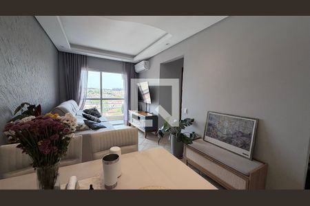 Sala de apartamento para alugar com 3 quartos, 82m² em Vila Lemos, Campinas