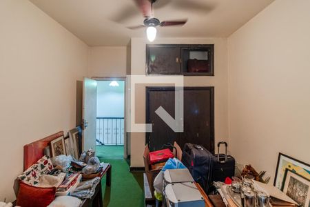 Quarto 2 de casa à venda com 3 quartos, 360m² em Vila Madalena, São Paulo